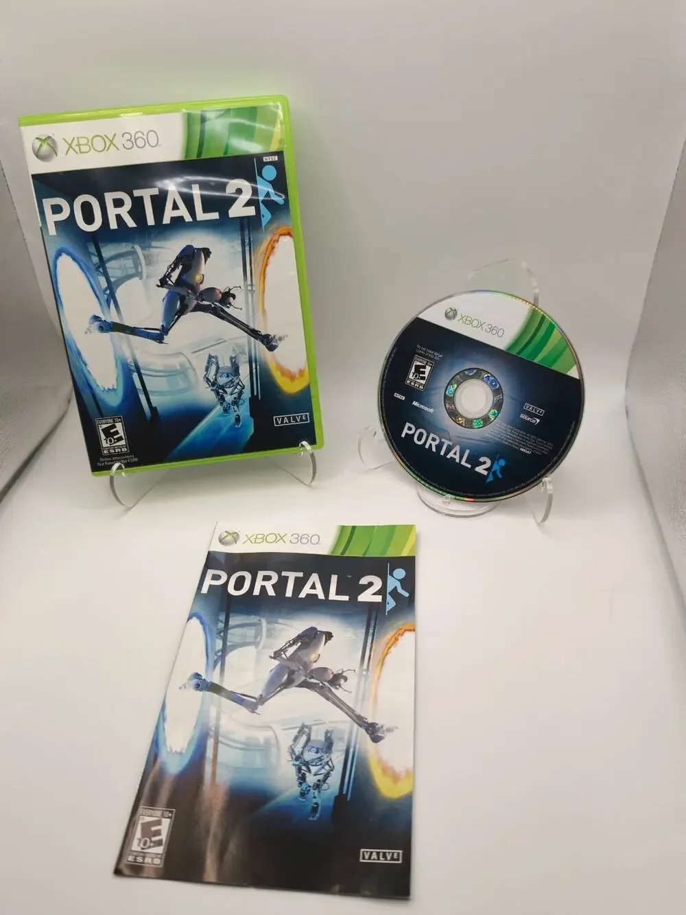 Portal 2 Xbox 360 CIB Complete With Manual Tested